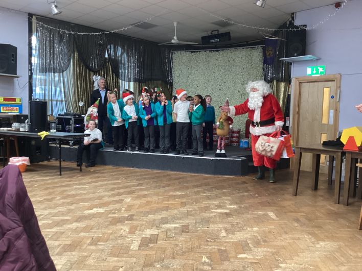 708_708_9db999c4690df3861601d7de45daabf4.jpg?m=1765358334