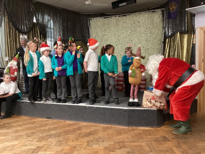 708_708_889fb4bff79fd1a46c1010157b33817c.jpg?m=1765358358